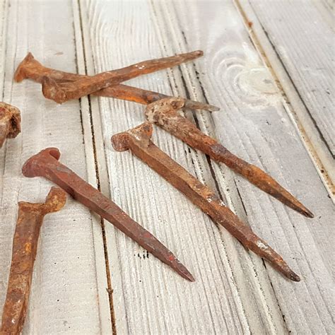 dating old iron nails